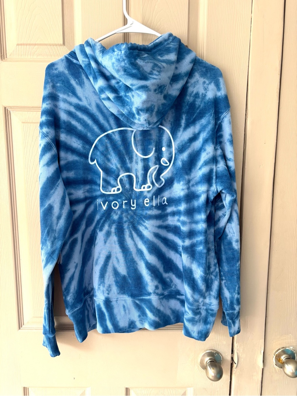 NWT Ivory Ella Blue Tie-Dye Elephant Hoodie Sweatshirt SZ S - Picture 2 of 9